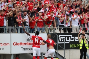 Cedric Harenbrock Torjubel zum 1:0 gegen Rot Weiss Ahlen 14.05.2022