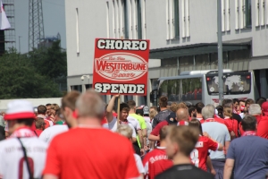 Choreospende Rot-Weiss Essen vs. Rot Weiss Ahlen Spielfotos 14.05.2022