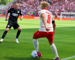 Cedric Harenbrock Rot-Weiss Essen vs. SV Elversberg Spielfotos 23.07.2022