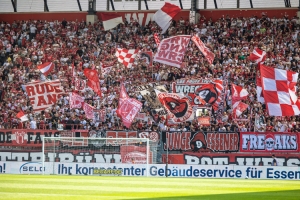 Rot-Weiss Essen Fans Heimspiel FC Ingolstadt 04