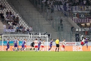 Rot-Weiss Essen vs. FC Erzgebirge Aue Spielfotos 02.09.2022