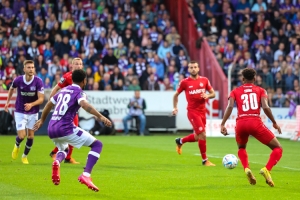 VfL Osnabrück vs. Rot-Weiss Essen Spielfotos 09.09.2022