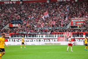 Rot-Weiss Essen Fans Spruchband gegen den Verein 15.10.2022