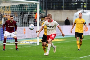 Felix Götze Rot-Weiss Essen vs. SG Dynamo Dresden Spielfotos 15.10.2022