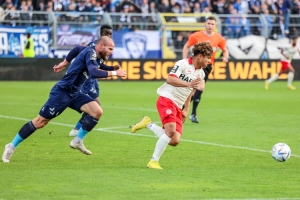 Manfred Starke, Lawrence Ennali VfB Oldenburg vs. Rot-Weiss Essen 06.11.2022