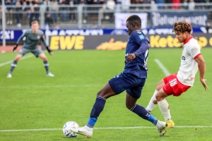 Kebba Badjie, Lawrence Ennali VfB Oldenburg vs. Rot-Weiss Essen 06.11.2022