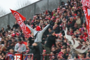 RWE Fans gegen Duisburg