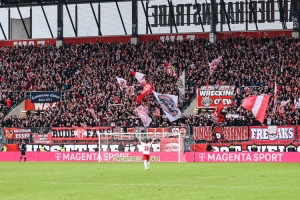 Rot-Weiss Essen Fans Jubel über Sieg