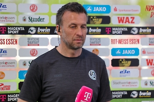 Christoph Dabrowski Trainer Rot-Weiss Essen 30.04.2023