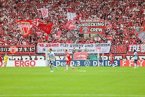 Rot-Weiss Essen Fans DFB Pokal gegen HSV