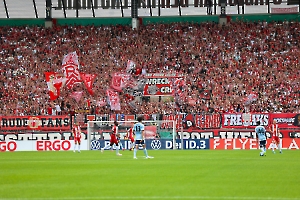 Rot-Weiss Essen Fans DFB Pokal gegen HSV