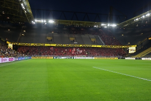 RWE Fans in Dortmund Gästetribüne