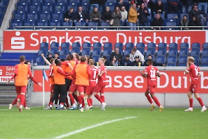 Torjubel Rot-Weiss Essen 3. Liga MSV Duisburg - Rot-Weiss Essen Spielfotos 26.09.2023