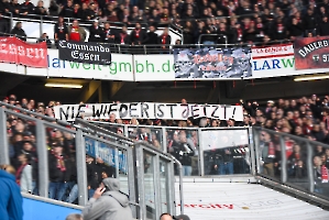 RWE Fans Spruchband beim MSV