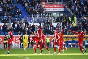 Siegerjubel Rot-Weiss Essen 3. Liga MSV Duisburg - Rot-Weiss Essen Spielfotos 26.09.2023
