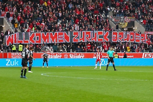 Willkommen zurück Brüder - RWE Fans Banner 