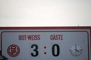 Spielfotos RWE gegen Aachen 16-11-2019