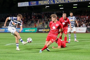 Julian Hettwer Rot-Weiß Oberhausen vs. MSV Duisburg Spielfotos 23.09.2022