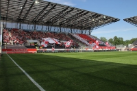 Gästetribüne beim NiederChoreo der RWO Fans beim Niederrheinpokalfinale 2015rheinpokalfinale