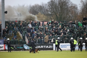 Münster Fans Randale Gästeblock Stadion Velbert 20-11-2021