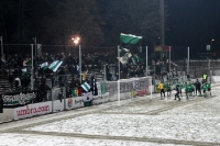 Mannschaft und Fans des SC Preußen Münster feiern den 2:0-Auswärtssieg beim SV Babelsberg 03