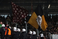 Anhänger der SG Dynamo sorgen für Spielunterbrechung in Rostock