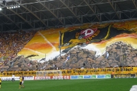 Blockfahne bei Dresden gegen St. Pauli im April 2012