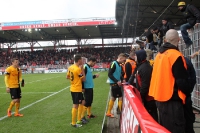 Dynamo Dresden feiert das 0:0 bei Union Berlin
