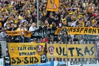 Ultras der SG Dynamo Dresden beim Auswärtsspiel beim SV Babelsberg 03 im Karl-Liebknecht-Stadion