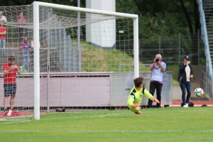 Elfmeter für Wuppertaler SV Spielfotos 31.07.2022
