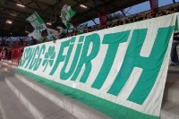 Fans der SpVgg Greuther Fürth bei Union Berlin