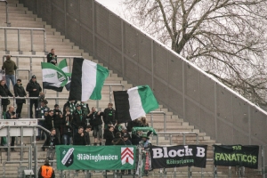Fans des SV Rödinghausen in Essen 01.02.2020
