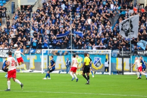 Waldhof Mannheim vs. Rot-Weiss Essen Spielfotos 22.10.2022