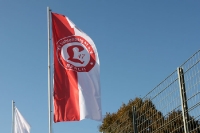 rot-weiße Fahne des SV Lichtenberg 47 (Berlin)