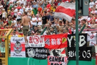 Fans des VfB Stuttgart beim BFC Dynamo