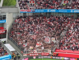 VfB Stuttgart Fans in Leverkusen April 2018