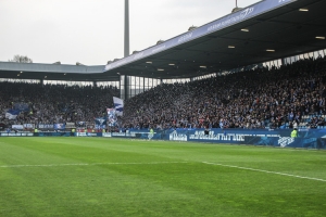 Pilsrosetten Konfetti Choreo Ostkurve Bochum gegen FCK