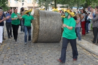 Popráci 2011 - Das 178. Rixdorfer Strohballenrollen in Berlin-Neukölln am Richardplatz