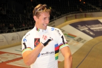 Stefan Nimke freut sich über den Sieg im Keirin, 101. Berliner Sechstagerennen 2012