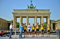 Teampräsentation am Brandenburger Tor