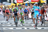Vincenzo Nibali gewinnt 2. Etappe der Tour 2014