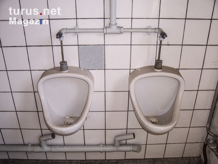 Toiletten / Urinal aus DDR-Zeit