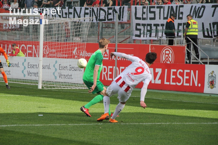 Marcel Platzek im RWE-Spiel gegen Rödinghausen