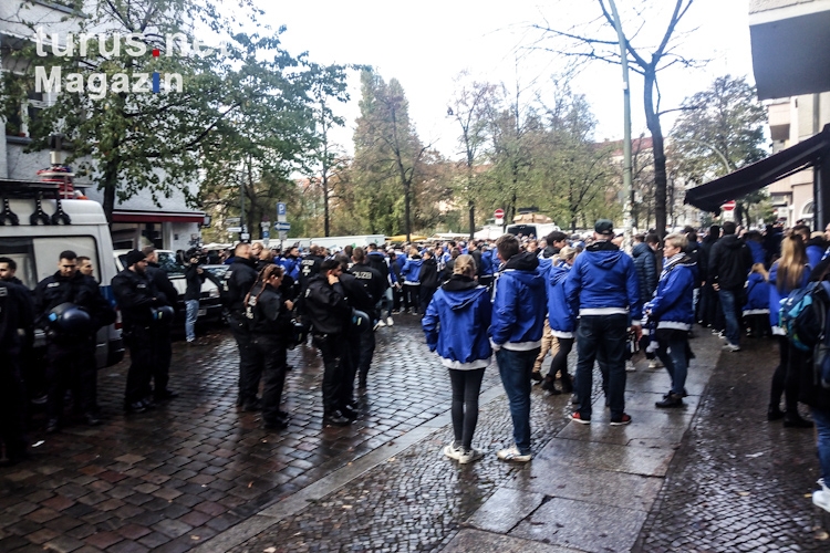 Fans von Hertha BSC sammeln sich