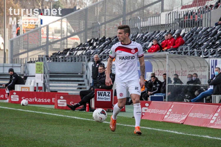 Kevin Grund Rot-Weiss Essen vs. FC Wegberg Beek Spielfotos 19-12-2020