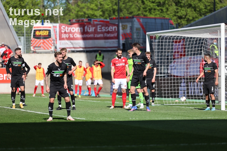 Rot-Weiss Essen vs. Borussia Mönchengladbach U23 Spielfotos 16-04-2022