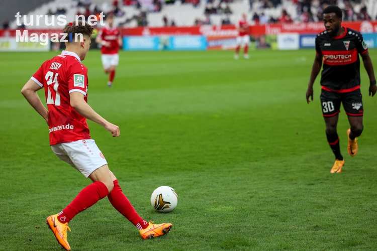 Sandro Plechaty Rot-Weiss Essen vs. FC Wegberg-Beeck Spielfotos 29.04.2022