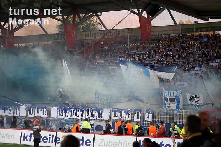 1. FC Union - Hertha BSC: Mächtig Rauch im Spiel