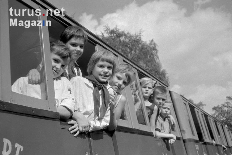 Kinder in der Pioniereisenbahn, 60er Jahre