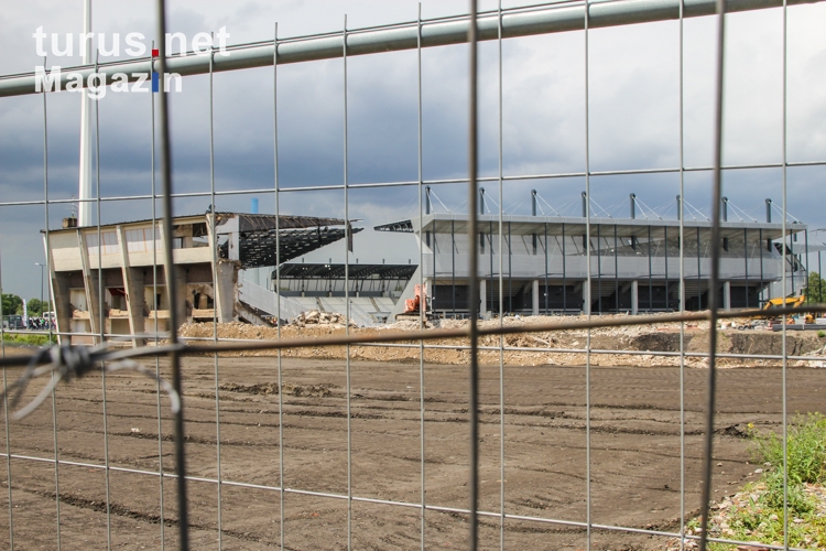Abriss des Georg Melches Stadion Juni 2013